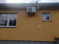 odprowadzenie skroplin z klimatyzatora w pomieszczeniu kuchennym